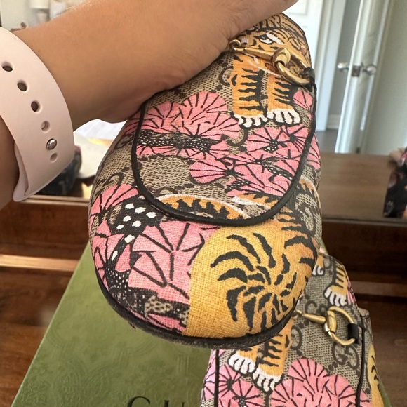 Excellent pre loved conditions Gucci Flats - Picture 10 of 16